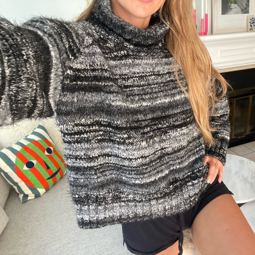 Babaton Titus Turtlneck Sweater in Grey